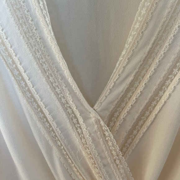 Chiffon Crossover Blouse - Size M - Picture 4 of 5